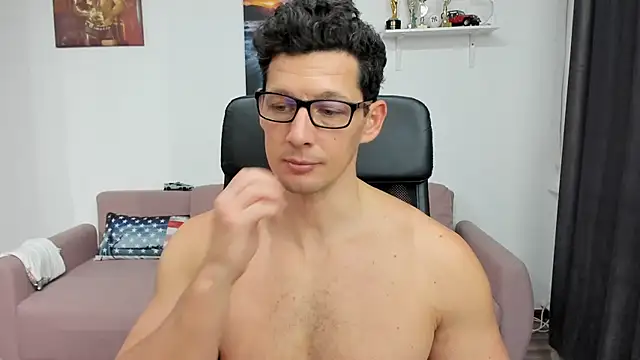 BrutusK08 online show from January 2025 02:07:01 PM