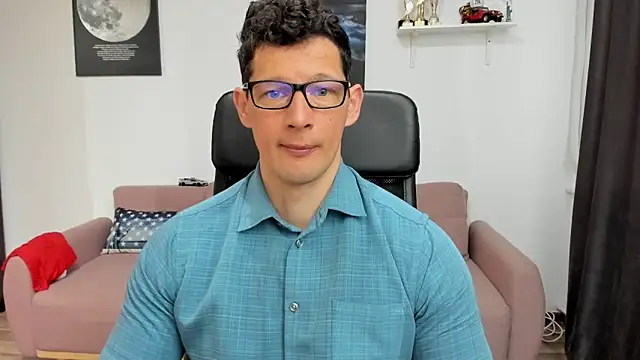 BrutusK08 online show from March 2025 07:08:02 AM