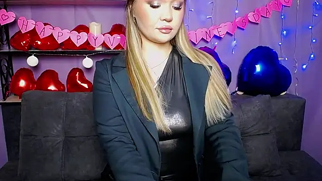 Snapshot of StacyYellig chatting on February 2025 11:11:01 PM StacyYellig online show from February 2025 11:11:01 PM