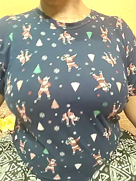 CUTE SOPHIA- online show from July 2026 10:50:01 AM