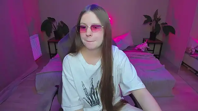 HelloRoxy online show from December 2024 12:23:01 AM