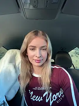 Snapshot of EvieEvans chatting on February 2025 04:52:01 PM EvieEvans online show from February 2025 04:52:01 PM