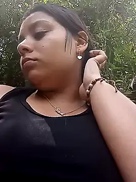 stefanie010 online show from January 2025 06:21:01 PM