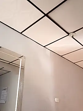 stefanie010 online show from March 2025 03:13:02 PM