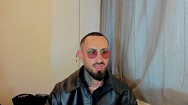 Baddfuckerr online show from January 2025 02:39:01 PM