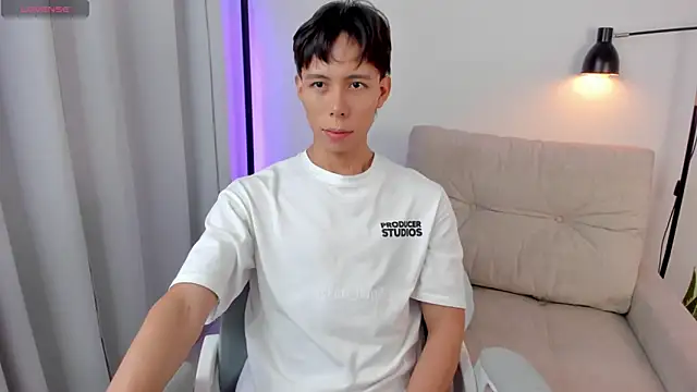 kim lian21 online show from November 2025 01:17:02 PM