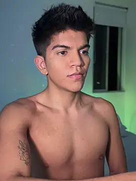 santiago 01 online show from February 2025 04:59:02 AM