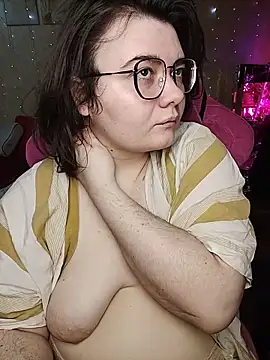 DenisHailey online show from April 2026 06:01:02 PM