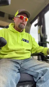 Snapshot of originalhempfarmer chatting on May 2026 06:24:02 PM originalhempfarmer online show from May 2026 06:24:02 PM