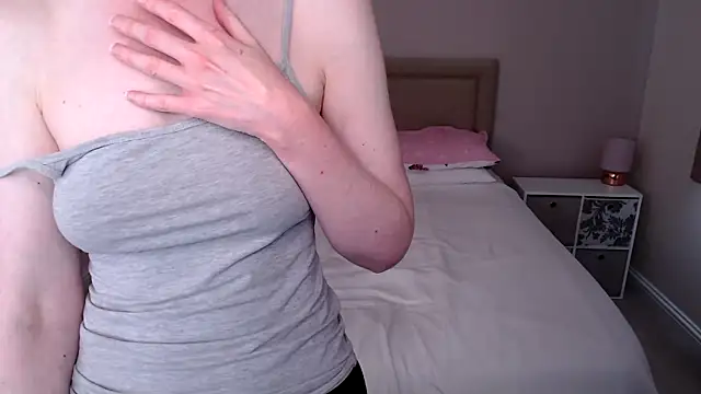 British Goddess Anna online show from March 2025 02:51:02 PM