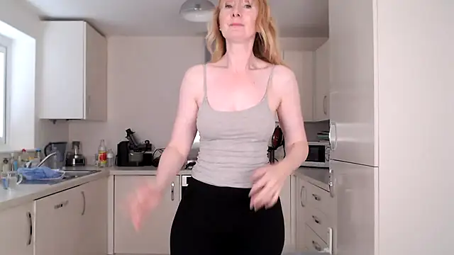 Snapshot of British_Goddess_Anna chatting on July 2026 08:08:02 AM British Goddess Anna online show from July 2026 08:08:02 AM