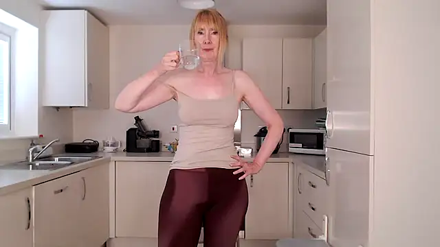 Snapshot of British_Goddess_Anna chatting on August 2026 08:24:02 AM British Goddess Anna online show from August 2026 08:24:02 AM