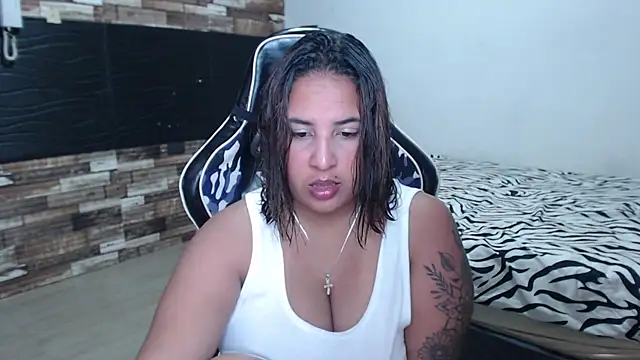 KathyHardcore69 online show from May 2026 03:44:02 AM