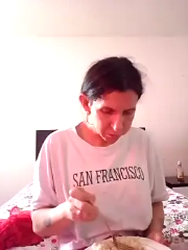 Cameron puppy online show from October 2025 08:31:01 PM