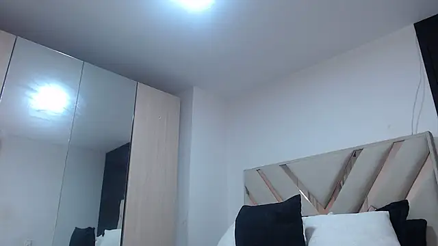 Snapshot of fairylatin222 chatting on October 2025 01:50:02 AM fairylatin222 online show from October 2025 01:50:02 AM