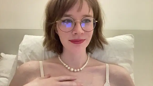 ms christiana online show from May 2026 08:15:01 PM