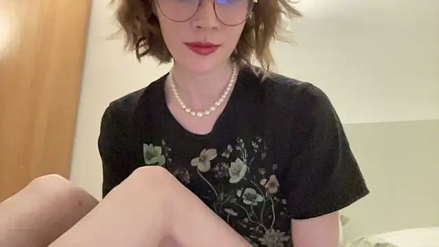 ms christiana online show from May 2026 09:21:02 PM
