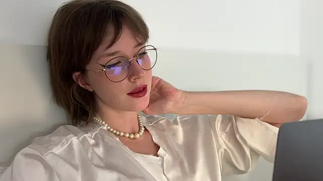Snapshot of ms_christiana chatting on July 2026 03:32:02 PM ms christiana online show from July 2026 03:32:02 PM