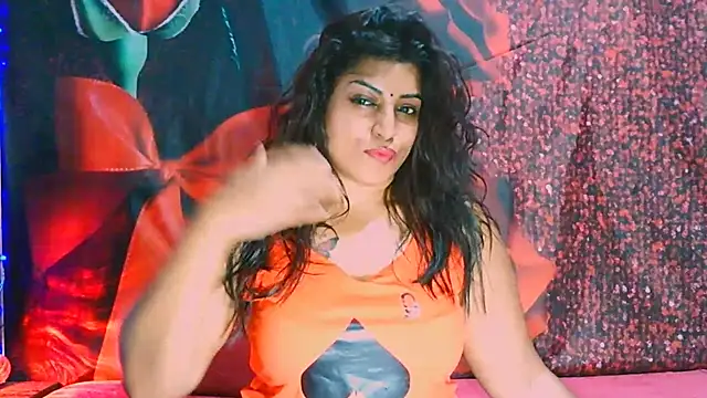 RoyalIndianCreamPuff online show from January 2025 06:04:02 PM