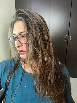 Snapshot of adara_lennox chatting on August 2026 09:06:01 PM adara lennox online show from August 2026 09:06:01 PM