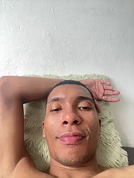 Aaronblack1  online show from January 2026 02:32:02 PM