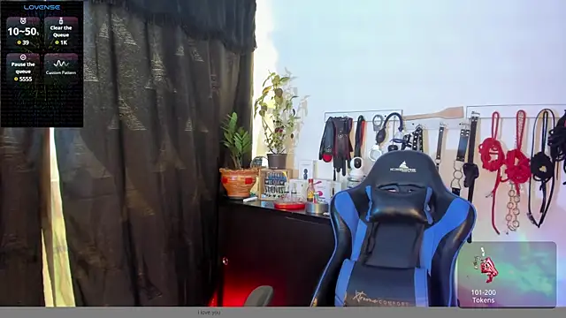 Snapshot of scarlet-kennedy98 chatting on January 2025 10:12:02 PM scarlet-kennedy98 online show from January 2025 10:12:02 PM