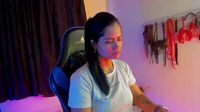 Snapshot of scarlet-kennedy98 chatting on October 2025 09:01:01 PM scarlet-kennedy98 online show from October 2025 09:01:01 PM
