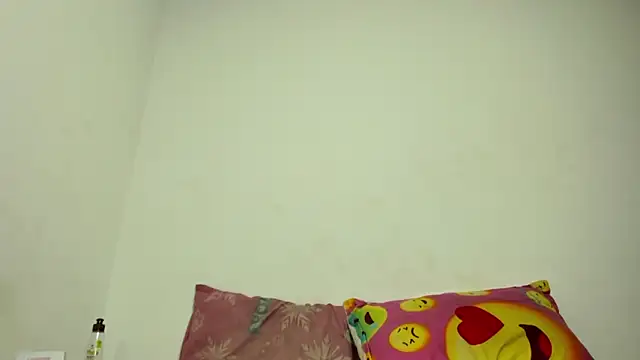 hugexboobs69 online show from December 2024 01:21:01 PM