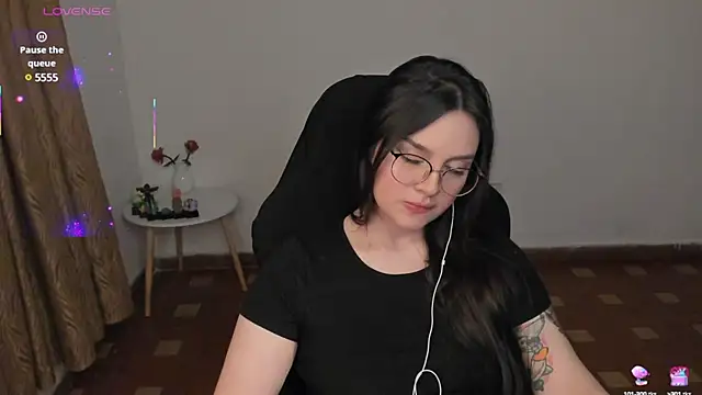 anaveleeez online show from March 2025 04:37:02 AM