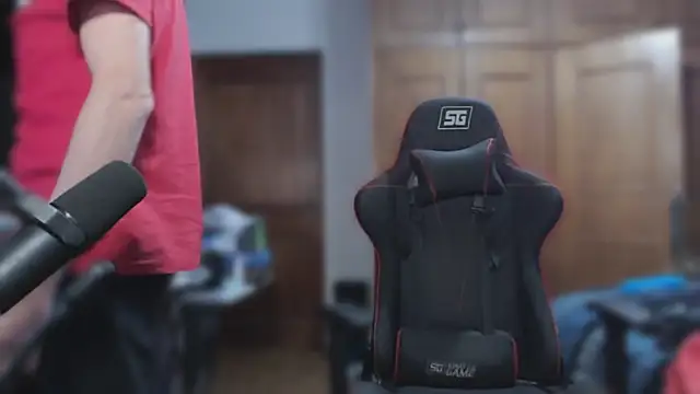 XxEnderxX online show from February 2026 05:26:02 AM