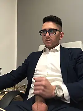 Snapshot of masterboss_ chatting on April 2026 11:38:02 AM masterboss online show from April 2026 11:38:02 AM