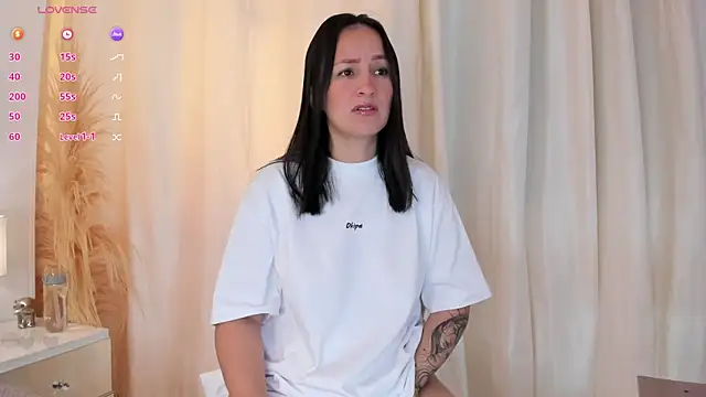 Sally Azmani  online show from March 2026 12:46:01 PM