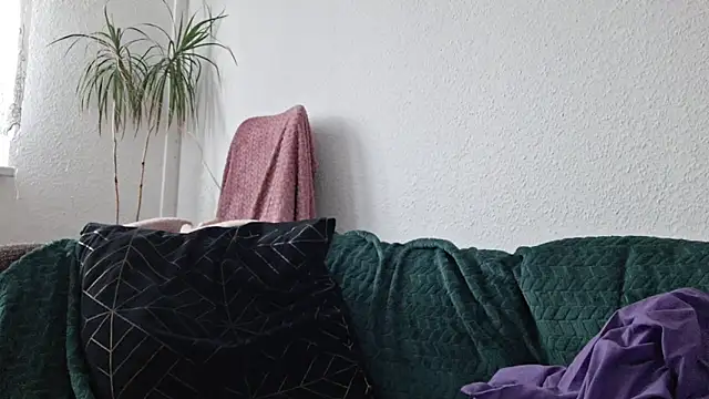 Cyndee Winter online show from November 2025 10:56:02 AM