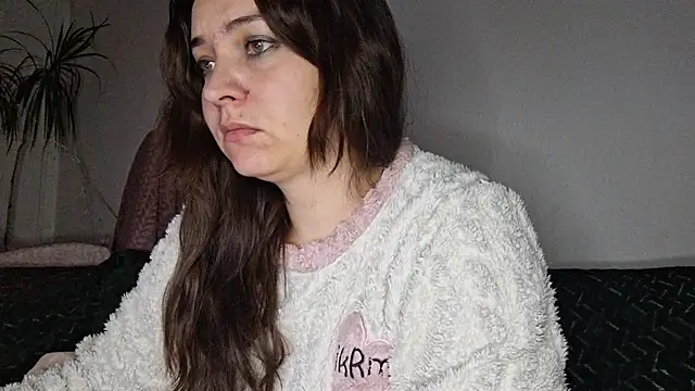 Cyndee Winter online show from November 2025 09:25:02 PM