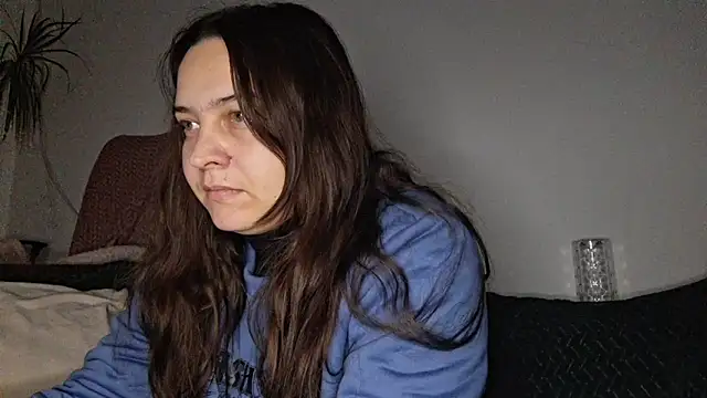 Cyndee Winter online show from December 2025 07:42:02 PM