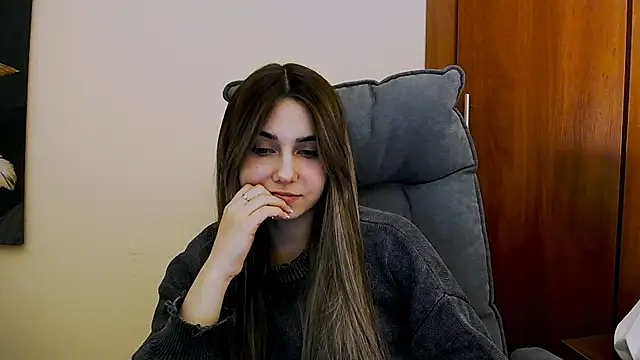 Lili magic online show from March 2025 03:51:02 PM