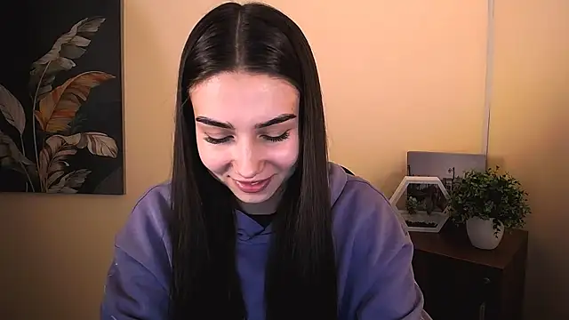 Lili magic online show from October 2025 12:25:02 PM