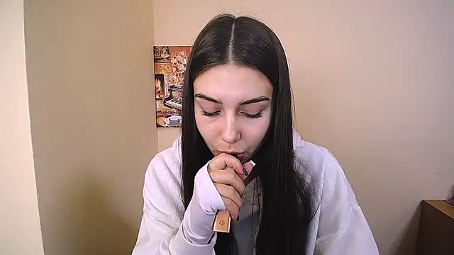 Lili magic online show from October 2025 07:09:01 AM