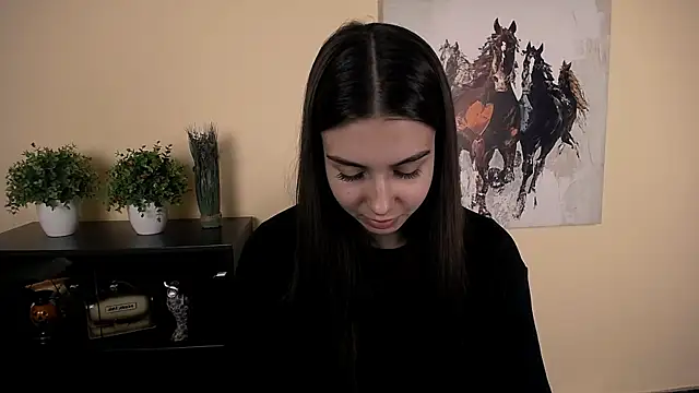 Lili magic online show from November 2025 01:00:02 PM