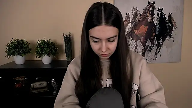 Lili magic online show from March 2026 10:34:02 AM