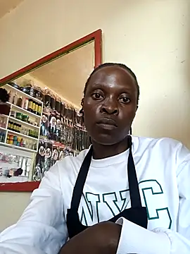 pretty amaal online show from November 2025 01:54:01 PM