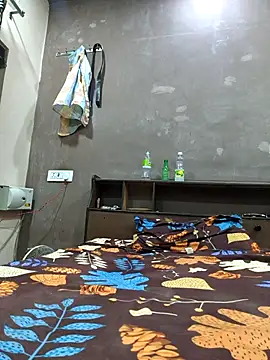 lund lol online show from October 2025 07:47:01 PM