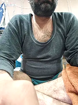 lund lol online show from February 2026 07:58:01 AM