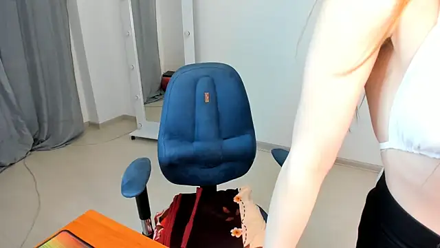 Snapshot of Linajill chatting on March 2025 08:54:01 PM Linajill online show from March 2025 08:54:01 PM