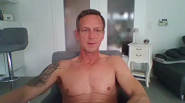 Snapshot of dirks71 chatting on February 2025 11:35:02 AM dirks71 online show from February 2025 11:35:02 AM