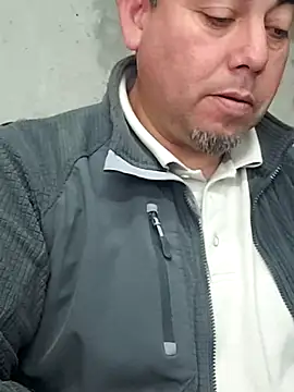 Manolete007x online show from March 2026 04:43:01 PM