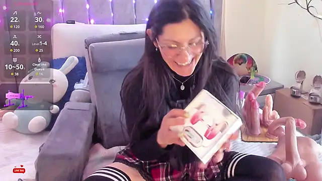 Snapshot of Rapunzeell_ chatting on November 2025 07:38:01 PM Rapunzeell online show from November 2025 07:38:01 PM