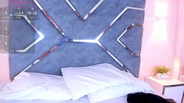 LucciaPorter online show from October 2025 07:14:02 PM