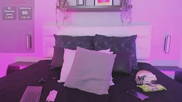 isabella simons online show from March 2026 02:39:02 AM