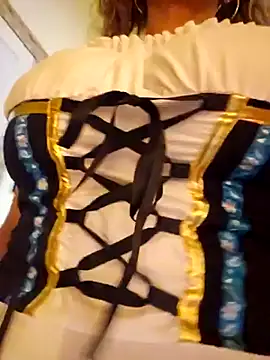 Erotic and Exotic online show from November 2025 08:33:02 PM